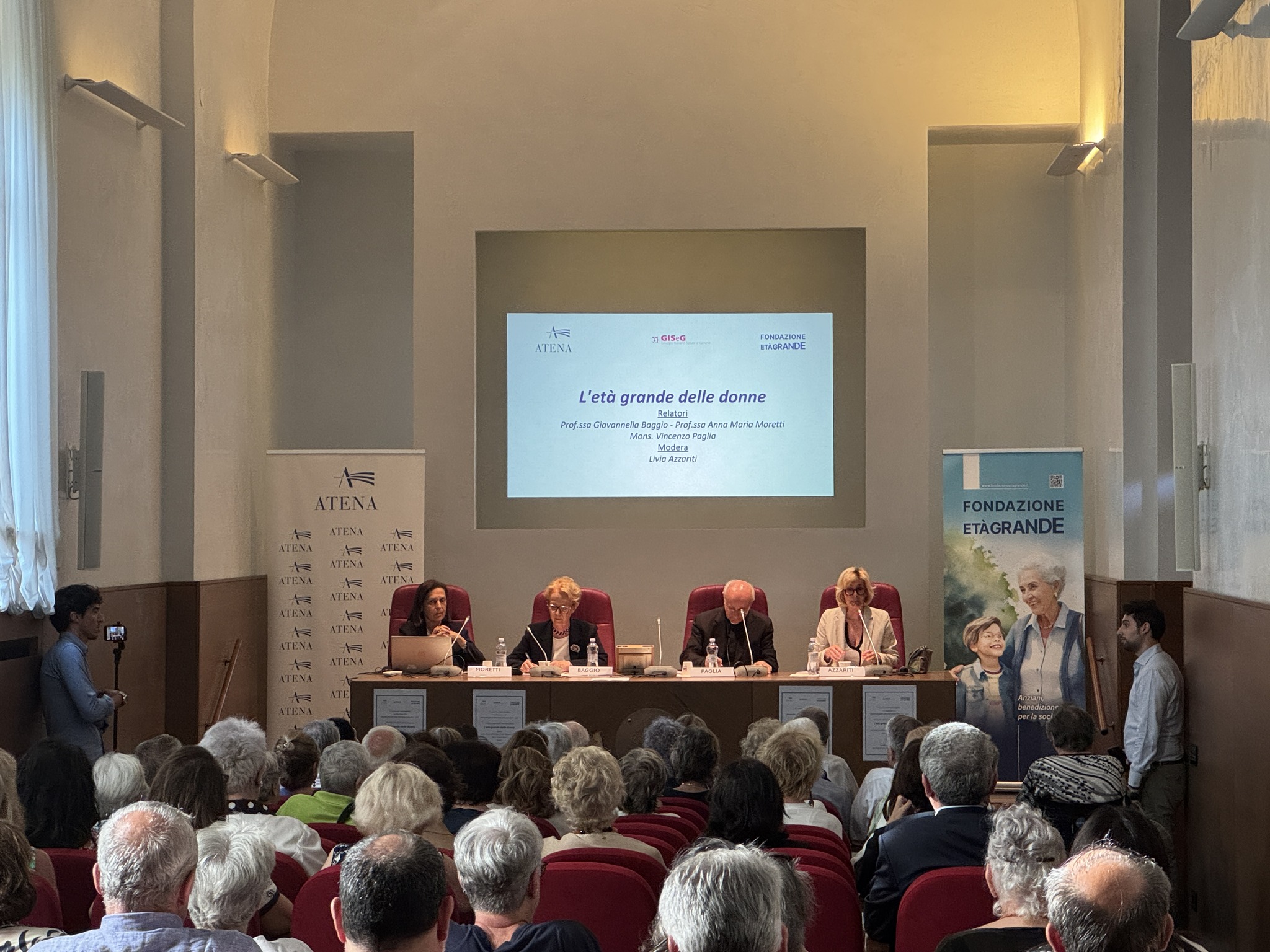 Conferenza L'età grande delle donne